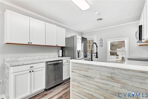 Tiny photo for 15200 Chieftain Road, Disputanta, VA 23842 (MLS # 2532966)