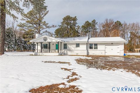 Tiny photo for 15200 Chieftain Road, Disputanta, VA 23842 (MLS # 2532966)