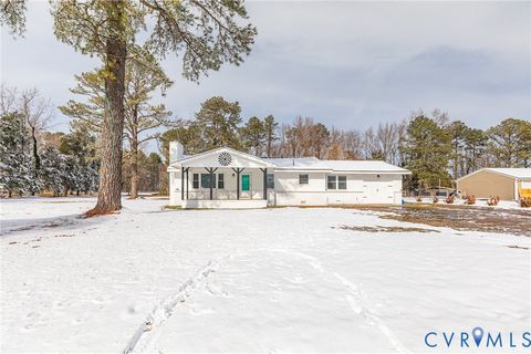 Tiny photo for 15200 Chieftain Road, Disputanta, VA 23842 (MLS # 2532966)