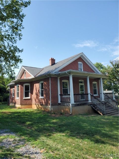 A home in Louisa