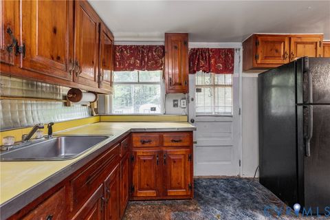 Tiny photo for 6006 Coniston Avenue, Richmond, VA 23225 (MLS # 2616000)