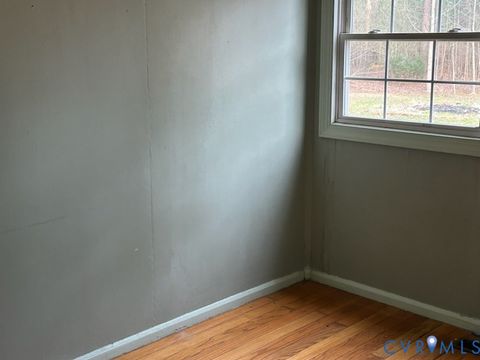 Tiny photo for 13001 Courthouse Road, Dinwiddie, VA 23841 (MLS # 2600152)