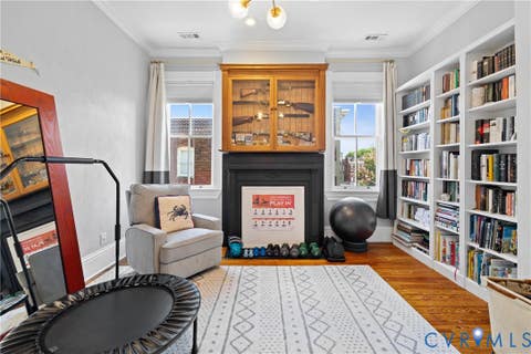 Tiny photo for 310 N 23rd Street, Richmond, VA 23223 (MLS # 2622129)