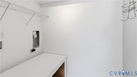 Tiny photo for 8842 Thorneshire Circle, Mechanicsville, VA 23116 (MLS # 2623029)