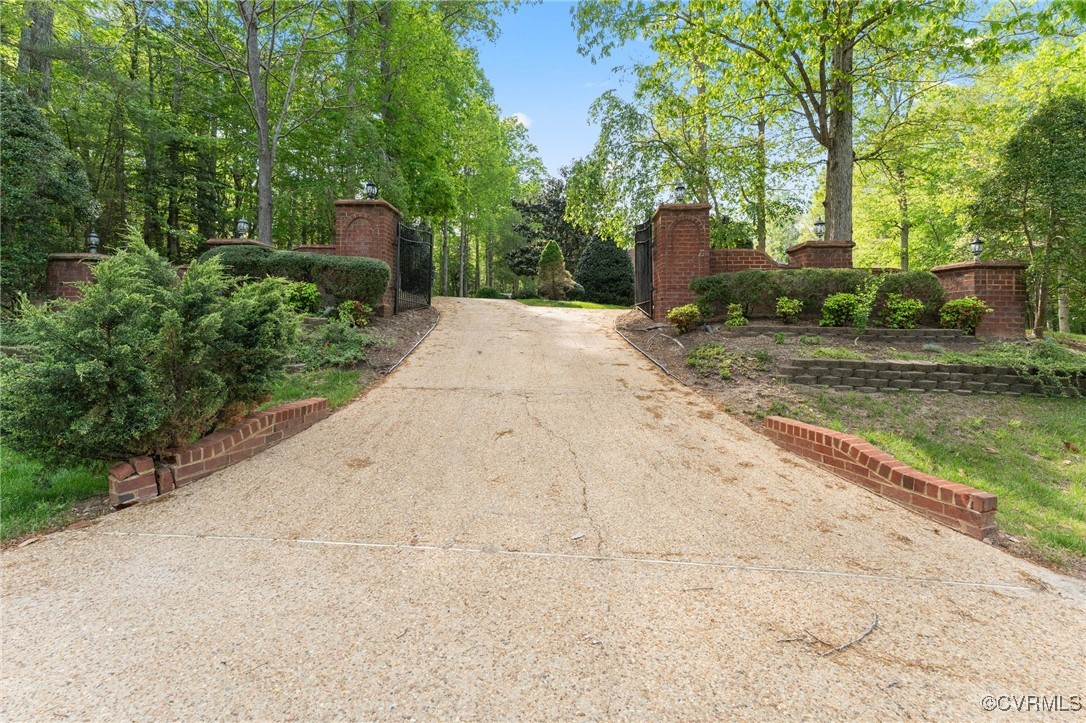 15506 Chesdin Landing Court