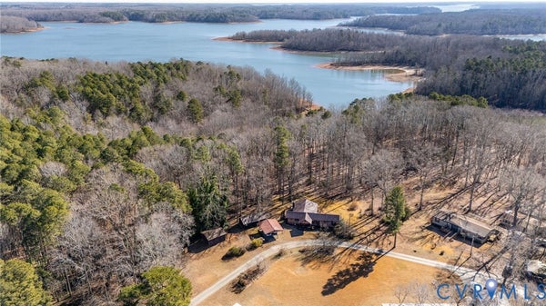 475 DOVE RD, BOYDTON, VA 23917 - Image b52abd85e70f4eb5e7e930c5f290fa95/204668532
