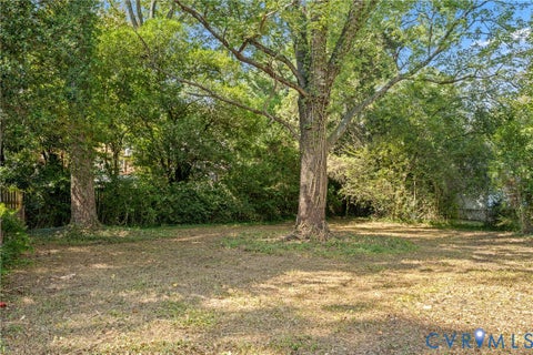Tiny photo for 8957 Three Chopt Road, Henrico, VA 23229 (MLS # 2626801)