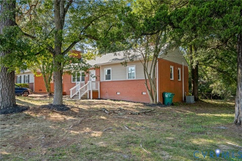 Tiny photo for 8957 Three Chopt Road, Henrico, VA 23229 (MLS # 2626801)