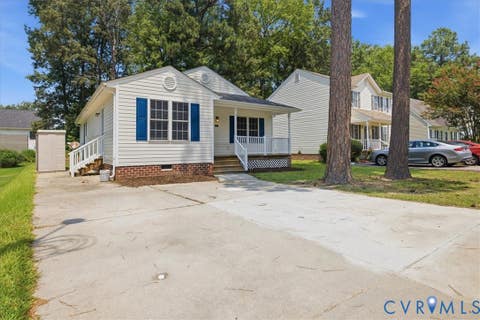Tiny photo for 2007 Dellrose Drive, Hopewell, VA 23860 (MLS # 2620787)