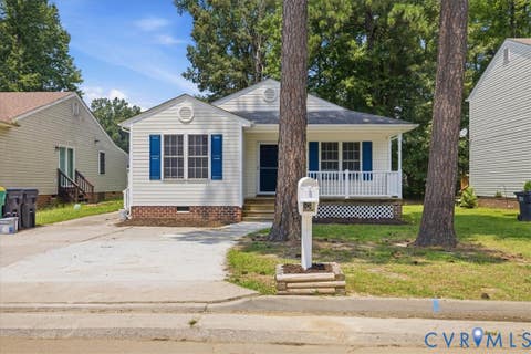 Photo of 2007 Dellrose Drive, Hopewell, VA 23860 (MLS # 2620787)