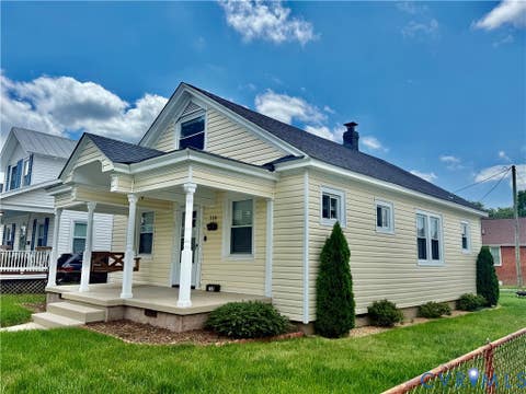 Photo of 714 Lafayette Avenue, Colonial Heights, VA 23834 (MLS # 2617143)