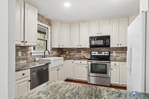 Tiny photo for 7040 Old Roxbury Road, New Kent, VA 23141 (MLS # 2614132)