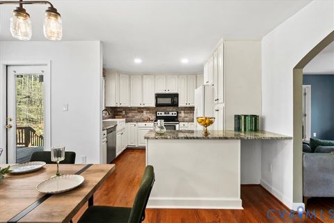 Tiny photo for 7040 Old Roxbury Road, New Kent, VA 23141 (MLS # 2614132)