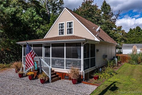 A home in Reedville