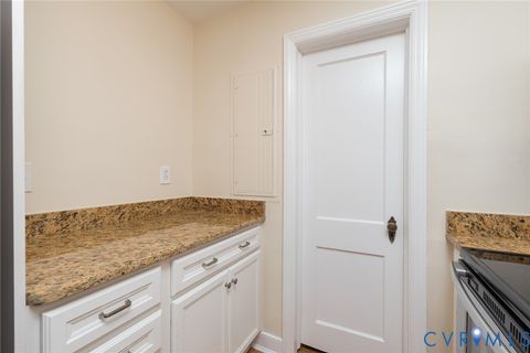 Tiny photo for 3710 Cary Street, Richmond, VA 23221 (MLS # 2522096)