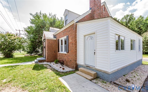 Tiny photo for 4008 River Road, Chesterfield, VA 23803 (MLS # 2624256)