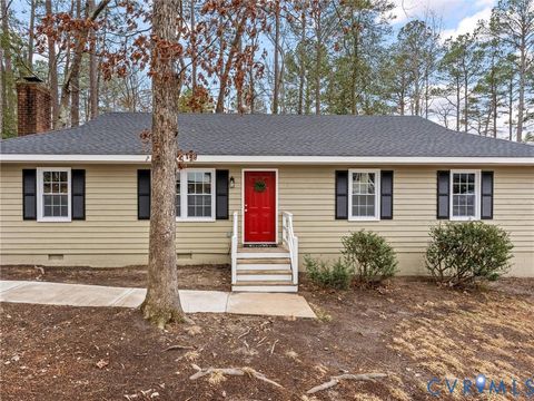 Photo of 10507 Oakforest Court, Chesterfield, VA 23832 (MLS # 2604290)