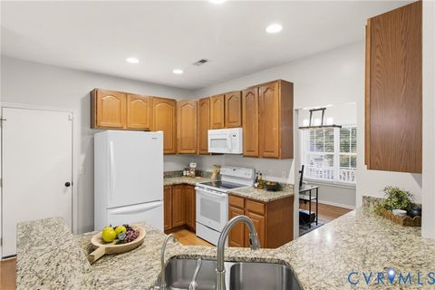 Tiny photo for 7807 Clover Ridge Place, Midlothian, VA 23832 (MLS # 2618777)