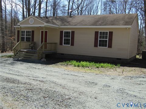 Photo of 5705 Community House Road, Columbia, VA 23038 (MLS # 2617497)