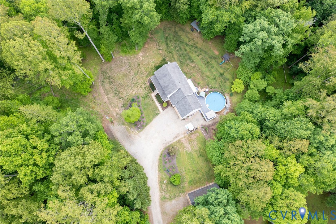 2933 Deercreek Trail