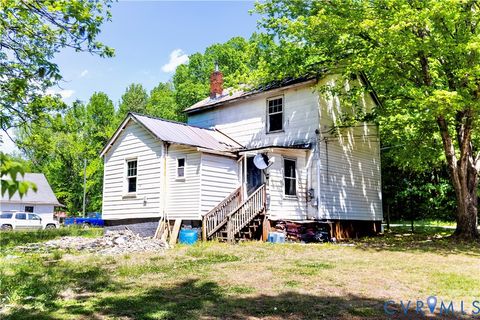 Tiny photo for 318 Monroe Street, Chase City, VA 23924 (MLS # 2610850)
