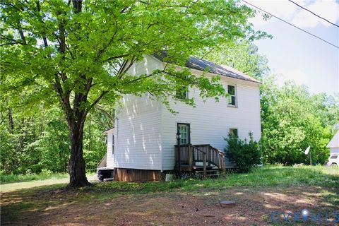 Tiny photo for 318 Monroe Street, Chase City, VA 23924 (MLS # 2610850)