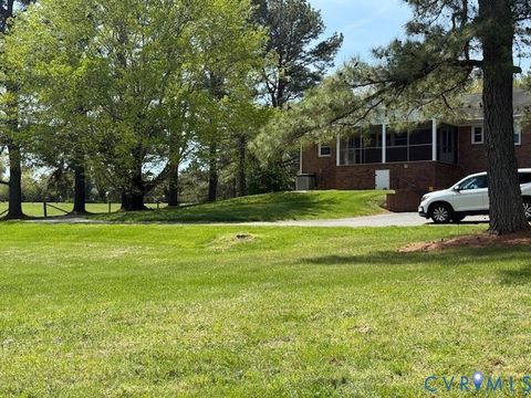 Tiny photo for 2612 Broad Street Road, Gum Spring, VA 23065 (MLS # 2609569)