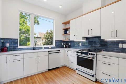 Tiny photo for 2317 Apple Alley, Richmond, VA 23220 (MLS # 2623608)