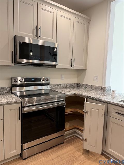 Tiny photo for 534 Petty Street, Petersburg, VA 23805 (MLS # 2600530)