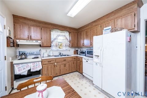 Tiny photo for 3413 Foster Avenue, South Chesterfield, VA 23803 (MLS # 2529907)