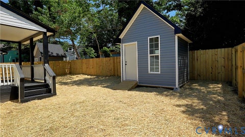 Tiny photo for 326 Mars Street, Petersburg, VA 23803 (MLS # 2626290)