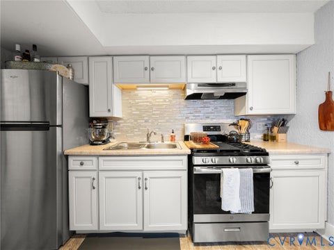 Tiny photo for 2004 Rosewood Avenue, Richmond, VA 23220 (MLS # 2625133)