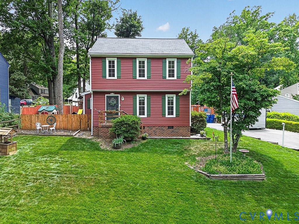Photo 1 of 34 — 118 Wenatchee Road, North Chesterfield, VA 23236