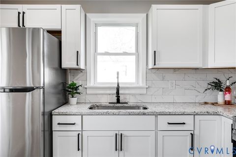 Tiny photo for 324 S 12th Avenue, Hopewell, VA 23860 (MLS # 2606955)