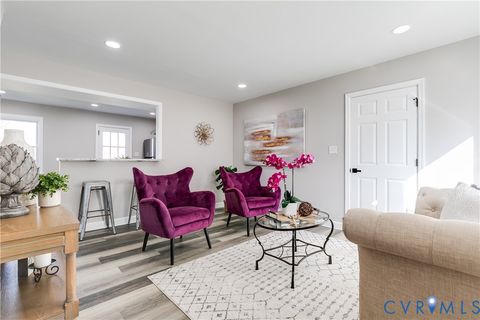 Tiny photo for 324 S 12th Avenue, Hopewell, VA 23860 (MLS # 2606955)