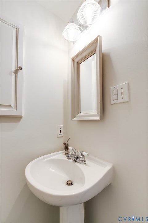 Tiny photo for 619 Maple Avenue, Richmond, VA 23226 (MLS # 2626362)