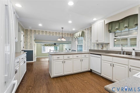 Tiny photo for 75 Knollwood Drive, Newport News, VA 23608 (MLS # 2627316)