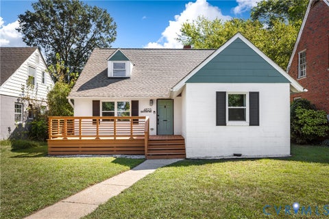 Photo of 4825 Brook Road, Richmond, VA 23227 (MLS # 2622772)