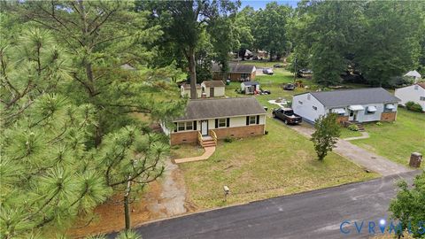 Tiny photo for 5413 Limestone Drive, Richmond, VA 23224 (MLS # 2614390)
