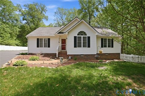 Tiny photo for 10068 Holly Road, Mechanicsville, VA 23116 (MLS # 2608744)