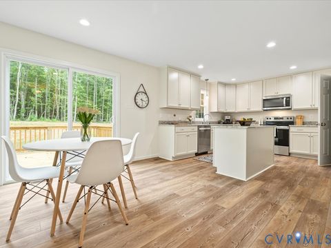 Tiny photo for 160 Ashburn Road, Cumberland, VA 23040 (MLS # 2530137)