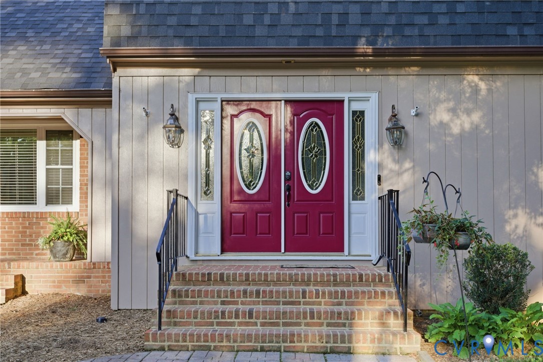 1611 Hearthglow Lane