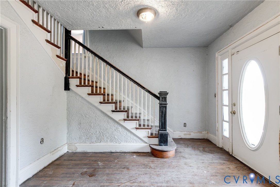 216 N 15th Avenue