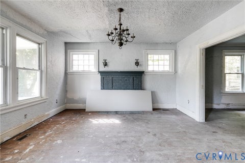Tiny photo for 216 N 15th Avenue, Hopewell, VA 23860 (MLS # 2623367)