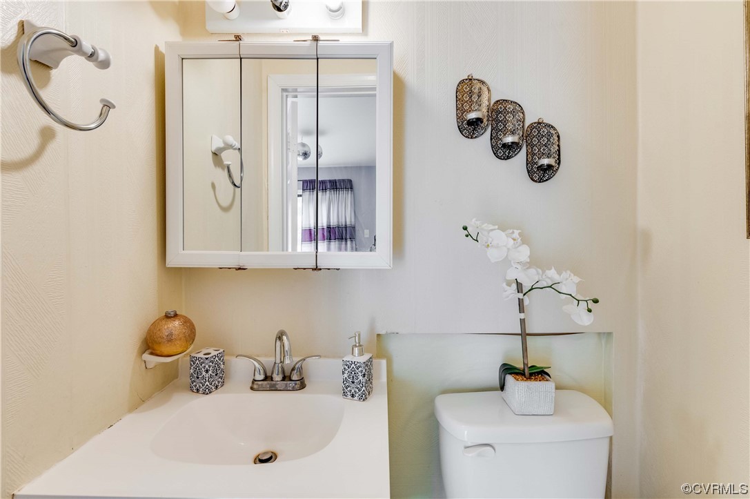 Photo 8 of 32 of 5 Skipwith Green Circle townhome