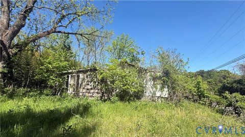 Photo of 3339 Stoney Battery Road, Troutville, VA 24175 (MLS # 2612171)
