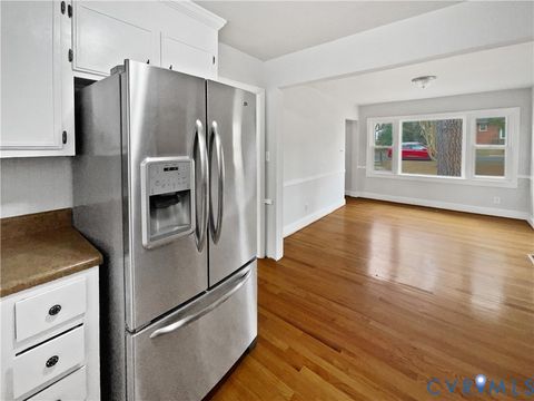 Tiny photo for 203 Crestwood Drive, Colonial Heights, VA 23834 (MLS # 2600768)