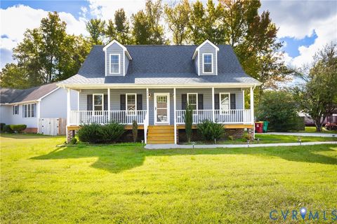 Photo of 2446 Gracie White Circle, Petersburg, VA 23803 (MLS # 2605112)