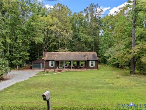 18026 Taylors Creek Road Montpelier VA 23192