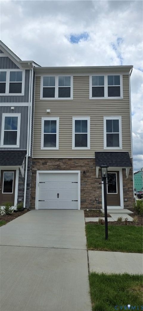 Photo of 567 Sybil Street, Henrico, VA 23060 (MLS # 2613369)